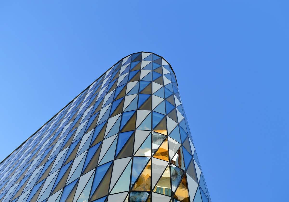 特拉布宗体育创意视频：奥纳纳加盟后将手机壁纸换成新东家