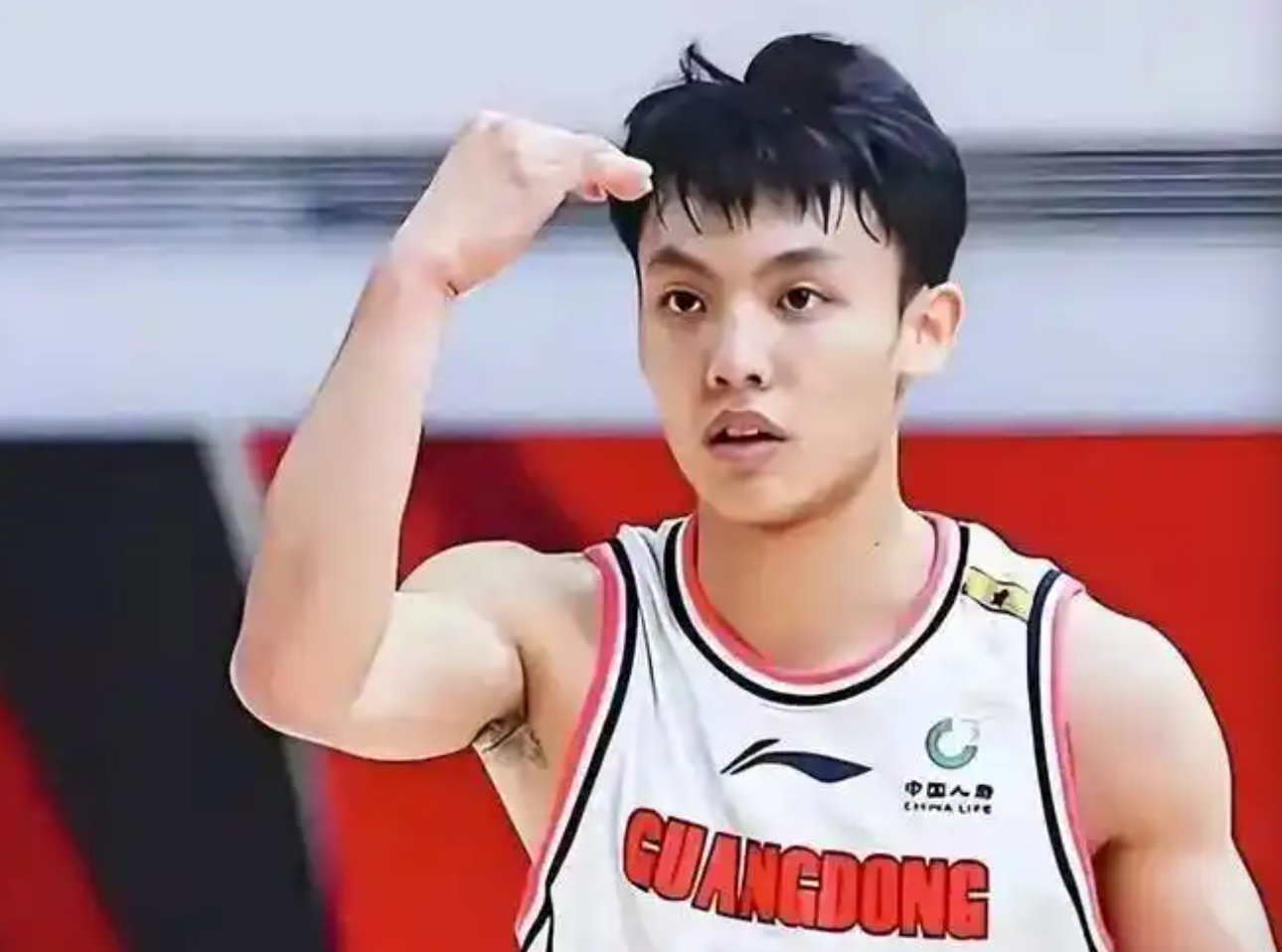 玩法-领先18分到输球！揪出3个“废柴”，坑惨了广东队